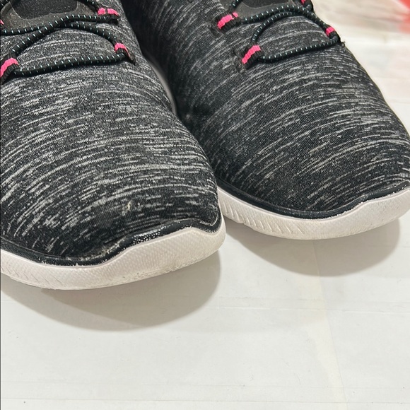 Skechers Black and Pink Athletic Shoes women’s size 10 GUC - Picture 3 of 13